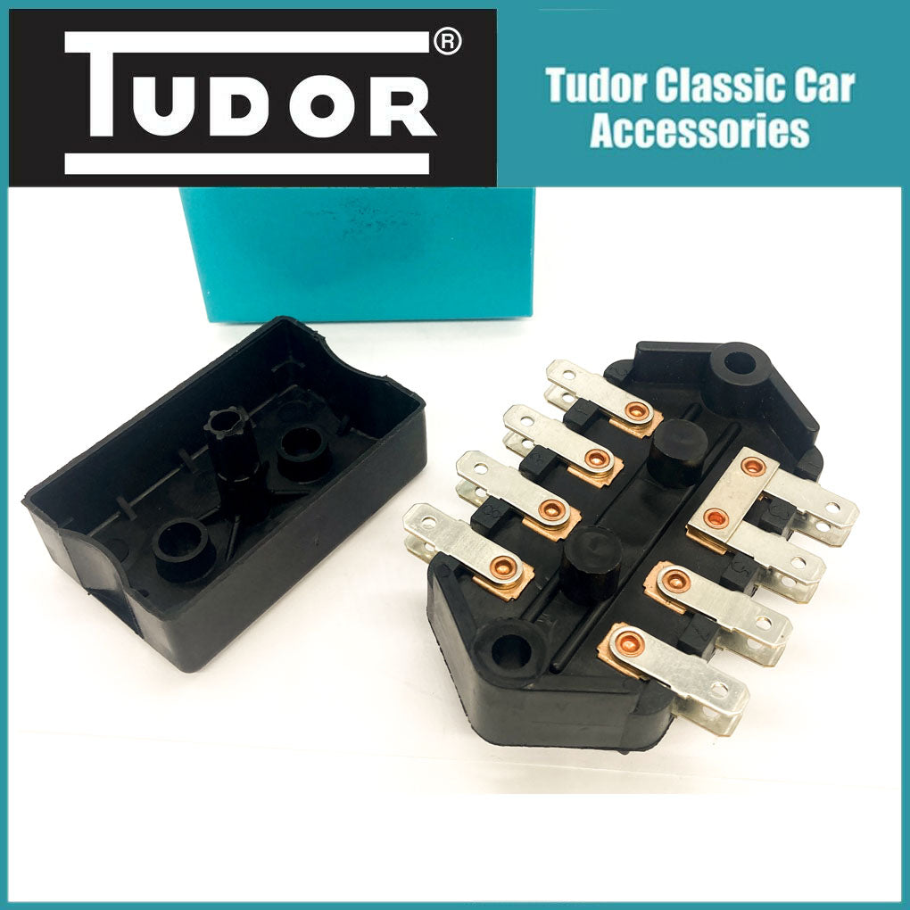 MGB, MGB GT, MGC, Roadster- 4-Line Fuse Box with Lid - 37H4727